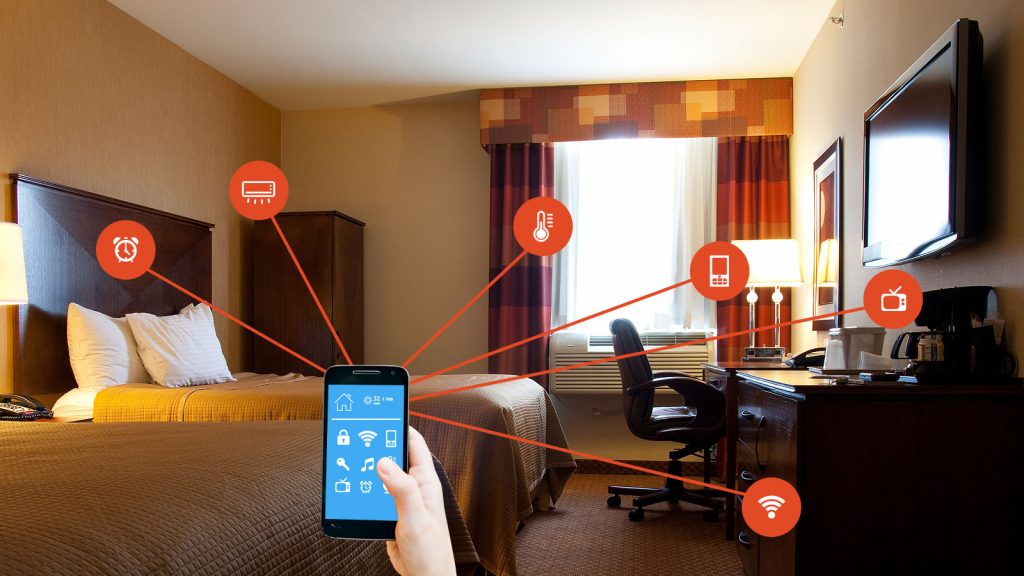 کنترل هوشمند هتل با اینترنت اشیا
